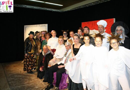 Theaterverein “Spielzeit” Düngenheim präsentiert ein unterhaltsames Theaterstück mit hervorragenden Darstellern